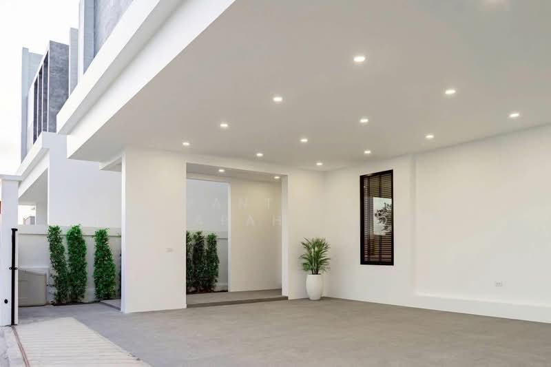 undefined, Chon Buri (Pattaya), Huai Yai, Bang Lamung (Pattaya), Chon Buri (Pattaya), 4 Bedrooms, 367 sqm, Villa For Rent, by Mantana Techapahaphong, 500381545 - DDproperty.com