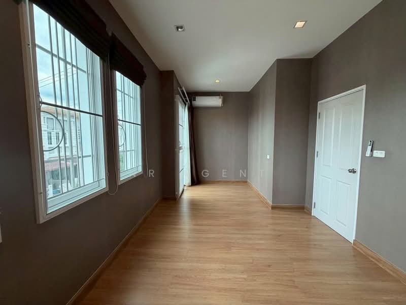 Golden Town Bangna-Suanluang, Bangkok, Kanchanapisek Road, Dok Mai, Prawet, Bangkok, 4 Bedrooms, 96 sqm, Townhouse For Sale, by NR AGENT, 500381566 - DDproperty.com