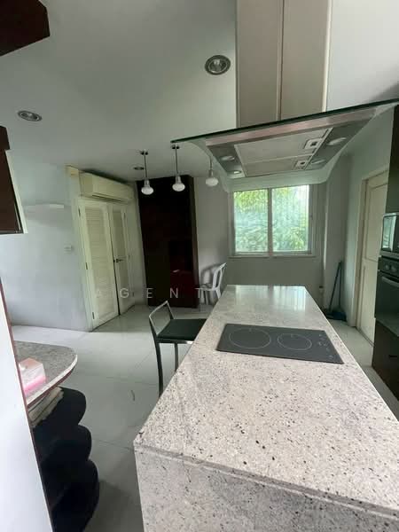 Home office for rent with parking in Town in Town area, Ladprao 94 (SPSAD4051), Bangkok, Phlapphla, Wang Thonglang, Bangkok, 1 Bedroom, 800 sqm, Townhouse For Rent, by Agent Pla, 500381632 - DDproperty.com