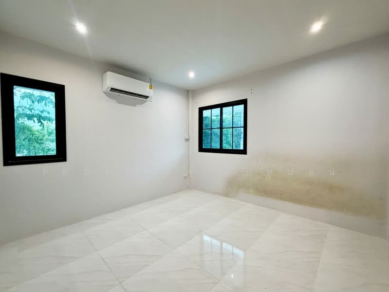 เอื้ออาทรบ้านสร้าง พระนครศรีอยุธยา, Phra Nakhon Si Ayutthaya, Ban Sang, Bang Pa-In, Phra Nakhon Si Ayutthaya, 3 Bedrooms, 100 sqm, Semi-Detached House (Twin House) For Sale, by The Best Property ใบหม่อน, 500381642 - DDproperty.com