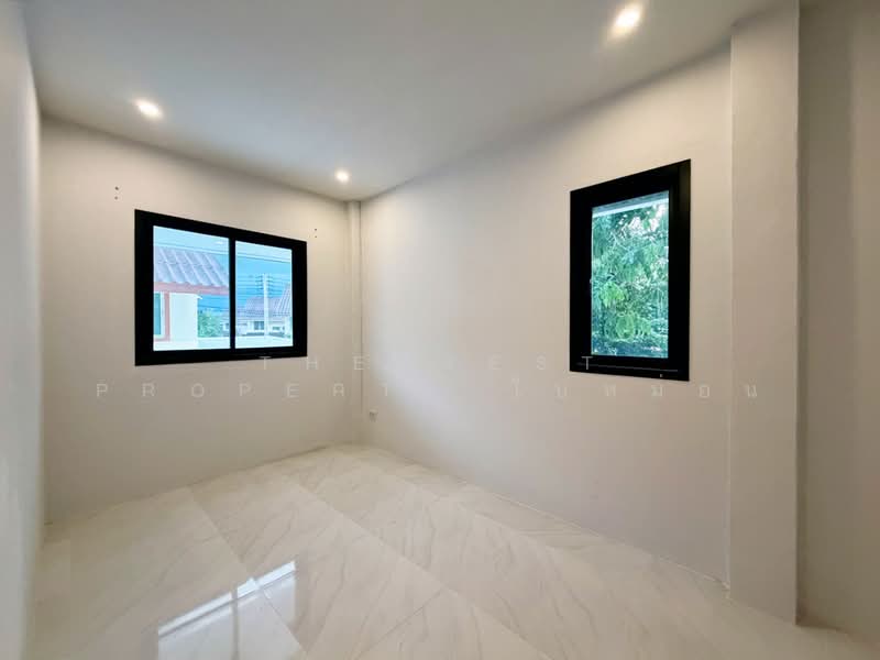 เอื้ออาทรบ้านสร้าง พระนครศรีอยุธยา, Phra Nakhon Si Ayutthaya, Ban Sang, Bang Pa-In, Phra Nakhon Si Ayutthaya, 3 Bedrooms, 100 sqm, Semi-Detached House (Twin House) For Sale, by The Best Property ใบหม่อน, 500381642 - DDproperty.com