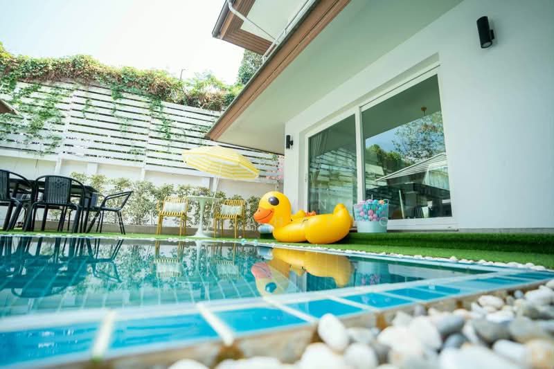4-BR Villa, Chon Buri (Pattaya), Na Kloe, Bang Lamung (Pattaya), Chon Buri (Pattaya), 4 Bedrooms, 350 sqm, Villa For Rent, by Mantana Techapahaphong, 500381689 - DDproperty.com
