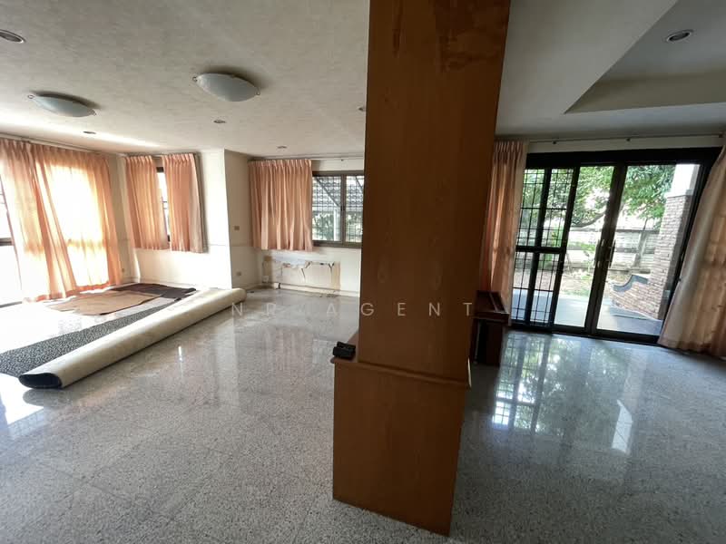 บ้านเดี่ยว ซอยลาดพร้าว 64, Bangkok, Wang Thonglang, Bangkok, 4 Bedrooms, 420 sqm, Single Detached House For Sale, by NR AGENT, 500381691 - DDproperty.com