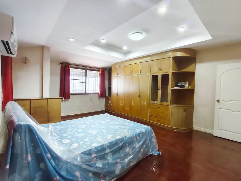 บ้านเดี่ยว ซอยลาดพร้าว 64, Bangkok, Wang Thonglang, Bangkok, 4 Bedrooms, 420 sqm, Single Detached House For Sale, by NR AGENT, 500381691 - DDproperty.com
