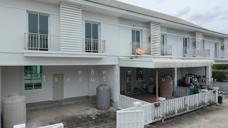 ขายทาวน์โฮมหรู บรรยากาศรีสอร์ท ราคาเพียง 2.69 ล้านบาท, Nakhon Ratchasima, Ban Ko, Muang Nakhon Ratchasima, Nakhon Ratchasima, 3 Bedrooms, 170 sqm, Townhouse For Sale, by พลิศภัสร์ โชคธนวีระกานต์, 500381726 - DDproperty.com