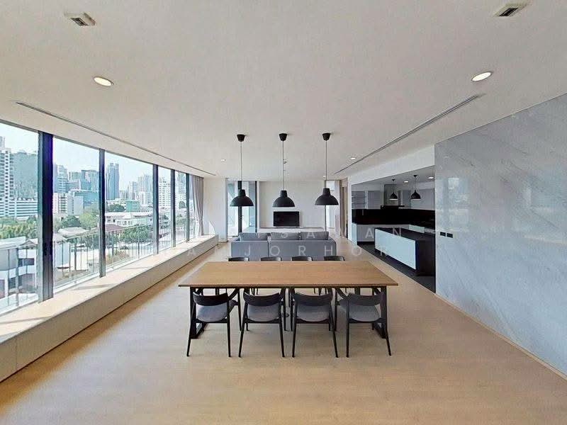 Vana Residence Sukhumvit 26, Bangkok, 38 Soi Attrakravee1, Sukhumvit 26 Road, Khong Tan, Khlong Toei, Bangkok, 4 Bedrooms, 375 sqm, Apartment For Rent, by Napatsawan Tamjorhor, 500381740 - DDproperty.com