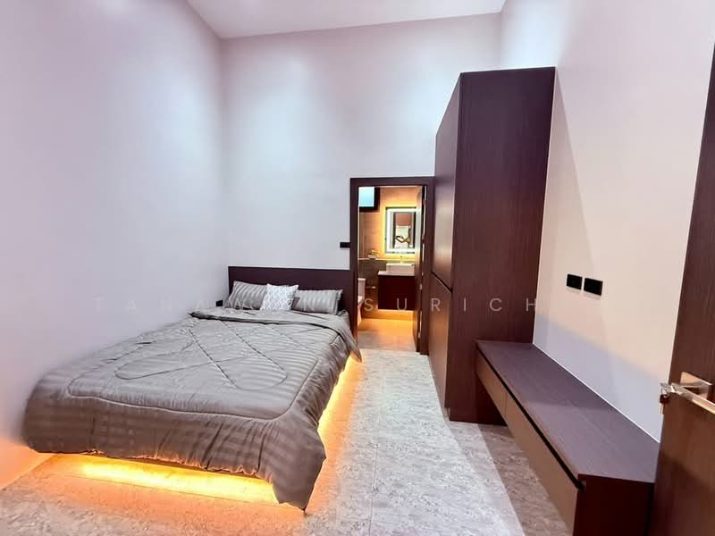 4-BR Villa, Chon Buri (Pattaya), Poong, Bang Lamung (Pattaya), Chon Buri (Pattaya), 4 Bedrooms, 380 sqm, Villa For Sale, by Tanawan Surichai, 500381750 - DDproperty.com