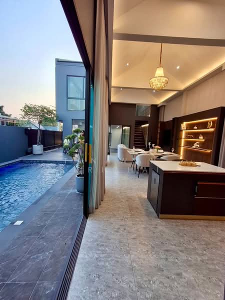 4-BR Villa, Chon Buri (Pattaya), Poong, Bang Lamung (Pattaya), Chon Buri (Pattaya), 4 Bedrooms, 380 sqm, Villa For Sale, by Tanawan Surichai, 500381750 - DDproperty.com