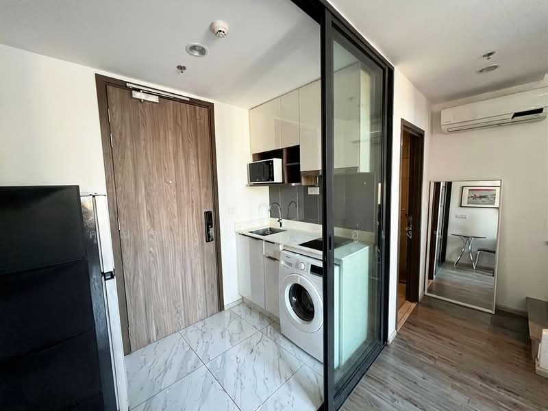 IDEO Mobi Asoke, Bangkok, New Petchaburi Road, Bang Kapi, Huai Khwang, Bangkok, 1 Bedroom, 45 sqm, Condo For Rent, by คุณรวีวรรณ อู่เงิน, 500381777 - DDproperty.com