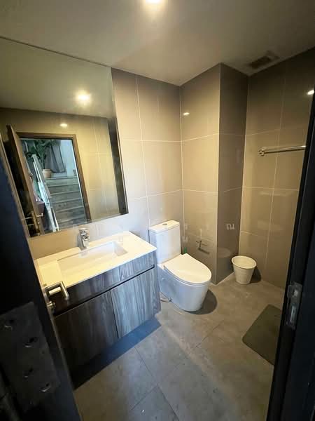 IDEO Mobi Asoke, Bangkok, New Petchaburi Road, Bang Kapi, Huai Khwang, Bangkok, 1 Bedroom, 45 sqm, Condo For Rent, by คุณรวีวรรณ อู่เงิน, 500381777 - DDproperty.com