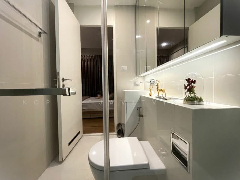 The Saint Residences Ladprao, Bangkok, 588 Vibhavadi-Rangsit Road, Jom Phon, Chatuchak, Bangkok, 1 Bedroom, 30 sqm, Condo For Rent, by Nop Satjavitvisarn, 500381783 - DDproperty.com