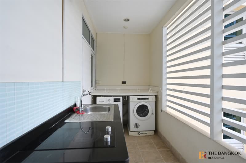 Ideal 24, Bangkok, 85 Sukhumvit 24 Alley, Khong Tan, Khlong Toei, Bangkok, 4 Bedrooms, 327 sqm, Condo For Sale, by Sirirut Havee Akehurst, 500381835 - DDproperty.com