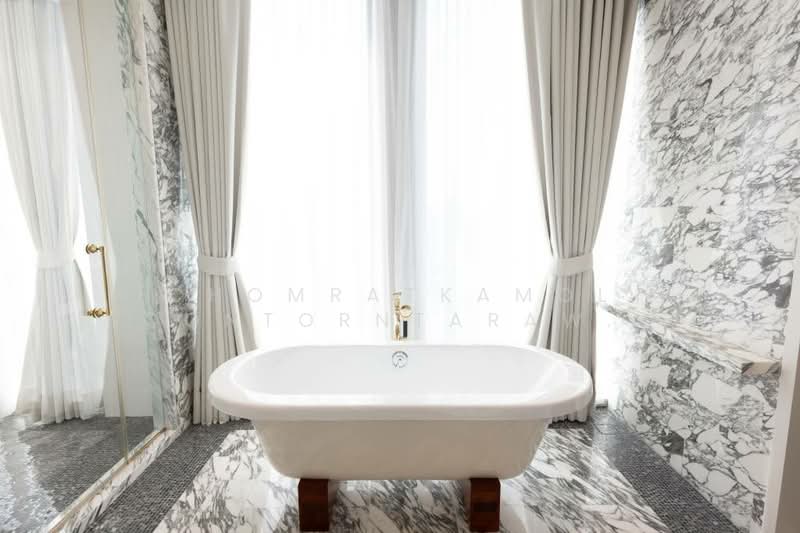 The Ritz-Carlton Residences, Bangkok, 114 Narathiwat Ratchanakarin Road, Silom, Bang Rak, Bangkok, 3 Bedrooms, 211 sqm, Condo For Sale, by Chomratkamol Soontorntarawong (Gor), 500381844 - DDproperty.com