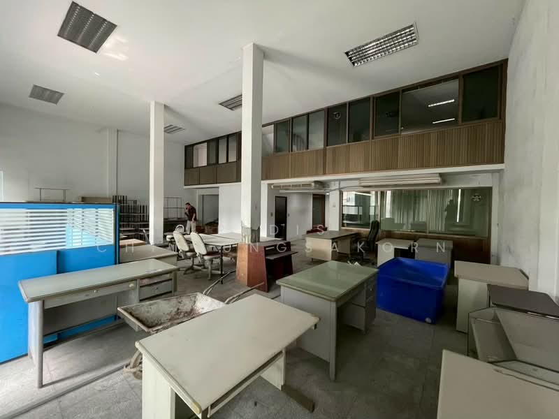 Commercial Building for Rent / Sale – On Nut Road, Bangkok, Suan Luang, Bangkok, , 900 sqm, Shophouse For Rent, by Pudis Chitrungsakorn, 500381861 - DDproperty.com