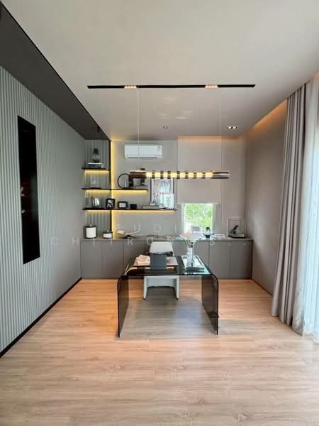 Luxury Single House for Rent – Srinakarin / Romklao Area, Bangkok, Thap Chang, Saphan Sung, Bangkok, 4 Bedrooms, 396 sqm, Single Detached House For Rent, by Pudis Chitrungsakorn, 500381904 - DDproperty.com