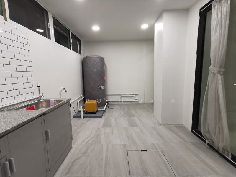 Flora Marigold, Bangkok, 796 Sathu Pradit Road, Chong Nonsi, Yan Nawa, Bangkok, 4 Bedrooms, 382 sqm, Single Detached House For Rent, by Sataporn Jalao, 500381955 - DDproperty.com