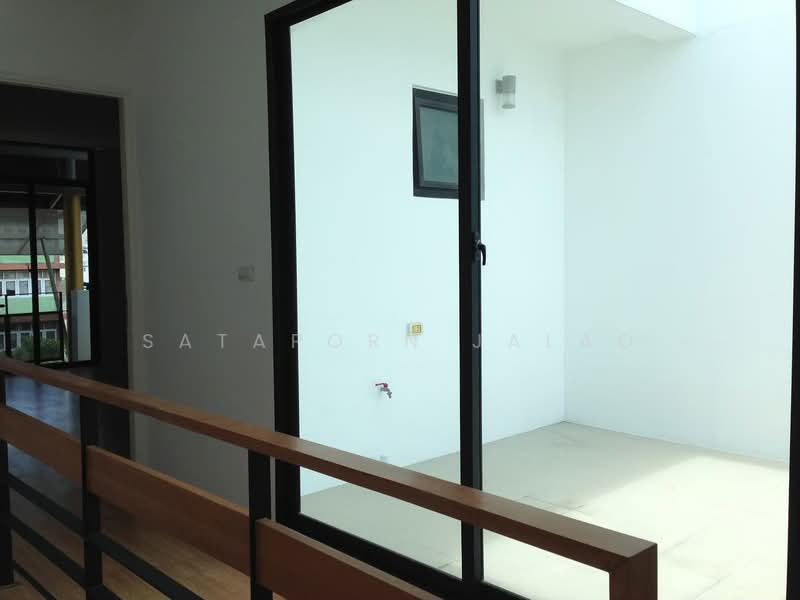 Flora Marigold, Bangkok, 796 Sathu Pradit Road, Chong Nonsi, Yan Nawa, Bangkok, 4 Bedrooms, 382 sqm, Single Detached House For Rent, by Sataporn Jalao, 500381955 - DDproperty.com