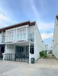 Golden Town Sukhumvit-Bearing Station : โกลเด้น ทาวน์ สุขุมวิท-สถานีรถไฟฟ้าแบริ่ง, สมุทรปราการ