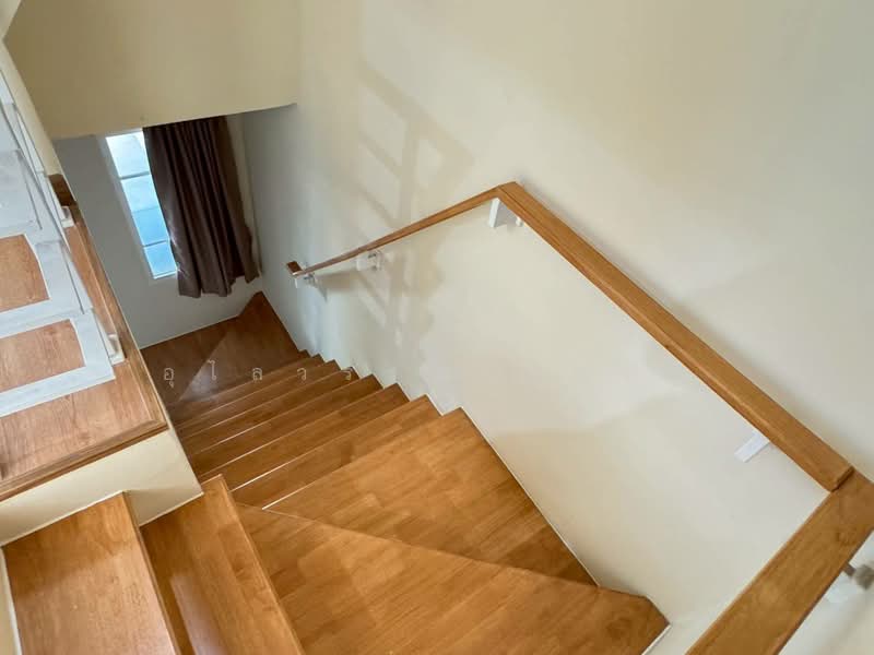 Golden Town Sukhumvit-Bearing Station, Samut Prakan, Soi Tesabansamrongtai 6, Sam Rong, Phra Pra Daeng, Samut Prakan, 4 Bedrooms, 117 sqm, Townhouse For Rent, by Ulaiwan Boonsiri, 500381989 - DDproperty.com