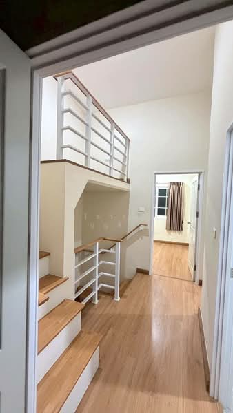 Golden Town Sukhumvit-Bearing Station, Samut Prakan, Soi Tesabansamrongtai 6, Sam Rong, Phra Pra Daeng, Samut Prakan, 4 Bedrooms, 117 sqm, Townhouse For Rent, by Ulaiwan Boonsiri, 500381989 - DDproperty.com