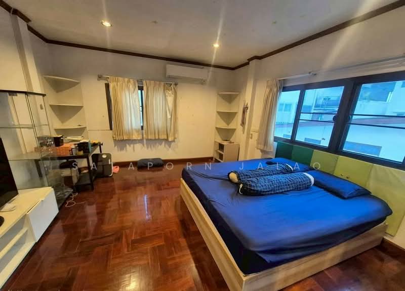 5-BR House, Bangkok, Huai Khwang, Bangkok, 5 Bedrooms, 495 sqm, Single Detached House For Rent, by Sataporn Jalao, 500382073 - DDproperty.com