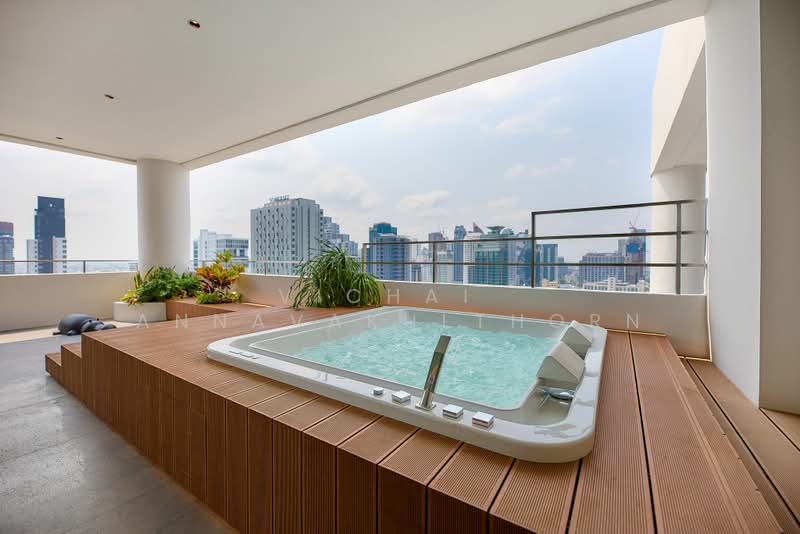 The Waterford Park, Bangkok, Soi Sukhumvit 53, Khlong Tan Nua, Watthana, Bangkok, 3 Bedrooms, 473 sqm, Condo For Rent, by Vichai Annavakulthorn, 500382185 - DDproperty.com