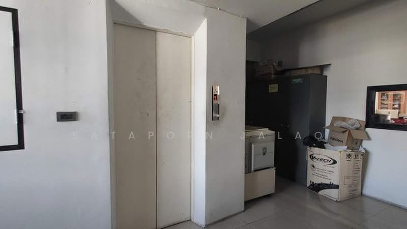 1-BR House, Bangkok, Samsen Nok, Huai Khwang, Bangkok, 1 Bedroom, 1,200 sqm, Single Detached House For Sale, by Sataporn Jalao, 500382190 - DDproperty.com