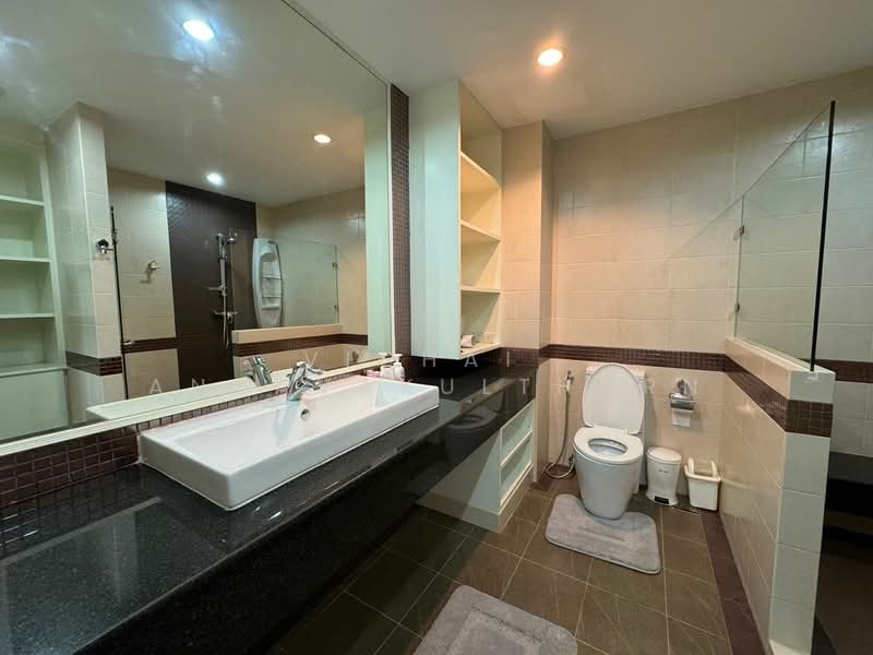 Riverine Place, Nonthaburi, 167 Phibun Songkhram Rd, Suan Yai, Muang Nonthaburi, Nonthaburi, 3 Bedrooms, 218 sqm, Condo For Rent, by Vichai Annavakulthorn, 500382204 - DDproperty.com