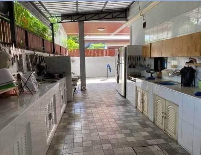 4-BR House, Bangkok, Bang Kho Laem, Bangkok, 4 Bedrooms, 325 sqm, Single Detached House For Sale, by Sataporn Jalao, 500382234 - DDproperty.com