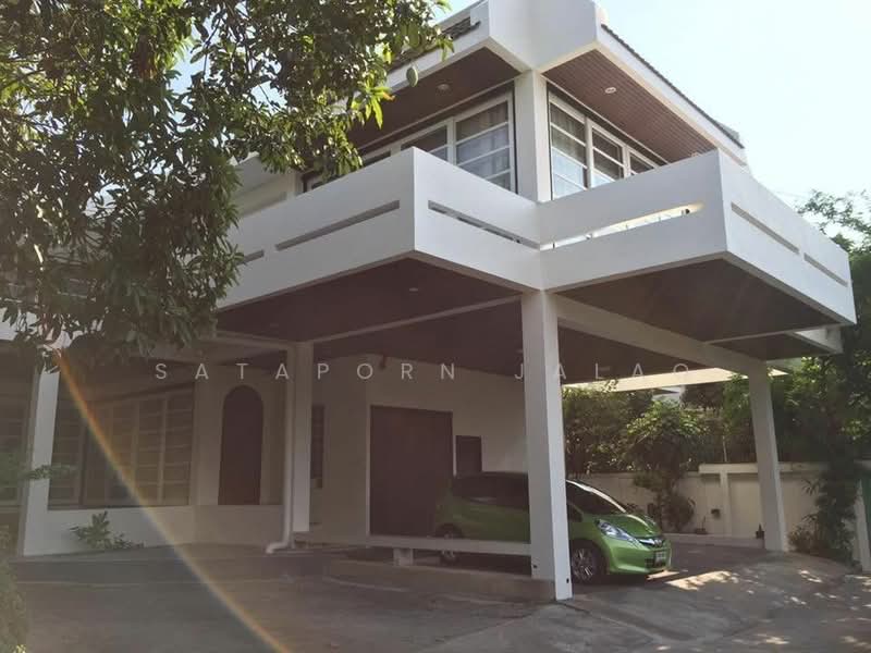 4-BR House, Bangkok, Phra Kanong Nua, Watthana, Bangkok, 4 Bedrooms, 650 sqm, Single Detached House For Rent, by Sataporn Jalao, 500382256 - DDproperty.com