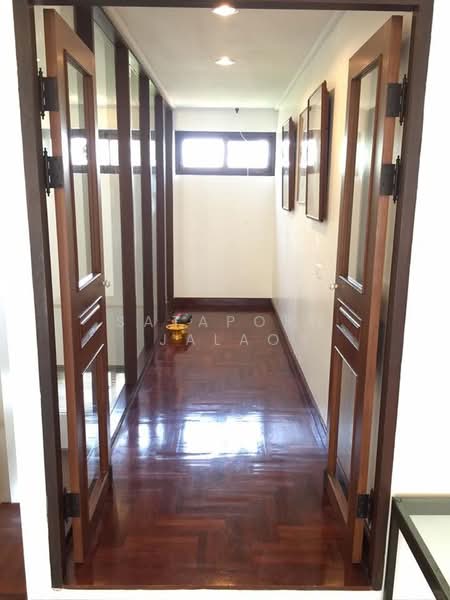 4-BR House, Bangkok, Phra Kanong Nua, Watthana, Bangkok, 4 Bedrooms, 650 sqm, Single Detached House For Rent, by Sataporn Jalao, 500382256 - DDproperty.com