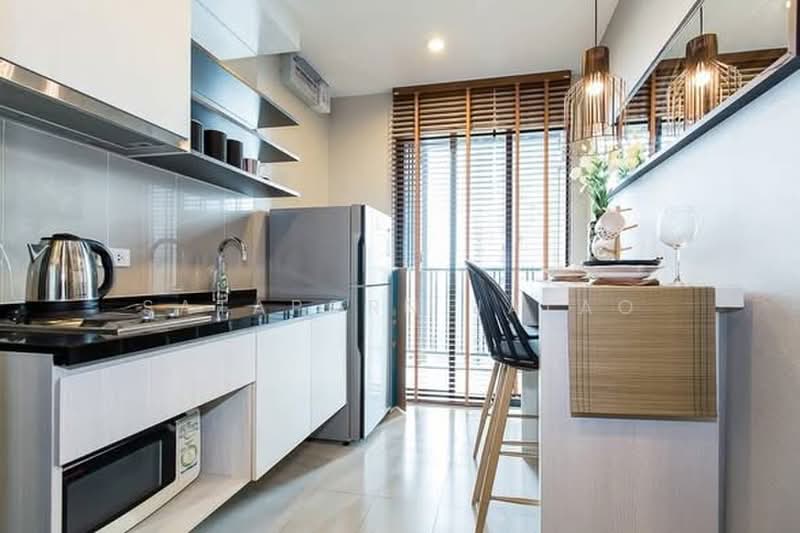 The Base Park East Sukhumvit 77, Bangkok, 99 Soi Pridi Banomyong 2, Phra Kanong Nua, Watthana, Bangkok, 1 Bedroom, 30 sqm, Condo For Rent, by Sataporn Jalao, 500382286 - DDproperty.com