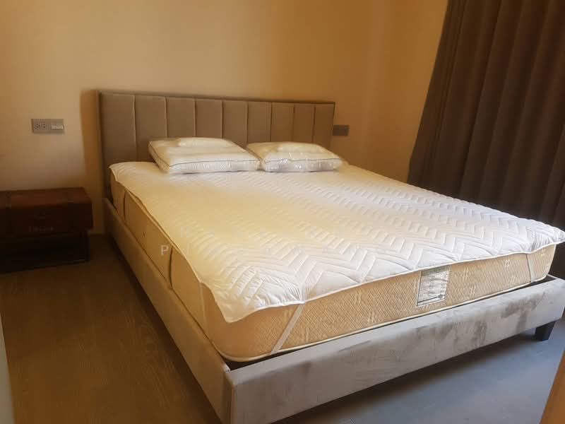 The Esse Asoke, Bangkok, 333 Soi Sukhumvit 21, Sukhumvit Road, Khlongtoei Nua, Watthana, Bangkok, 1 Bedroom, 37 sqm, Condo For Rent, by Nareerat Pimsawang, 500382305 - DDproperty.com