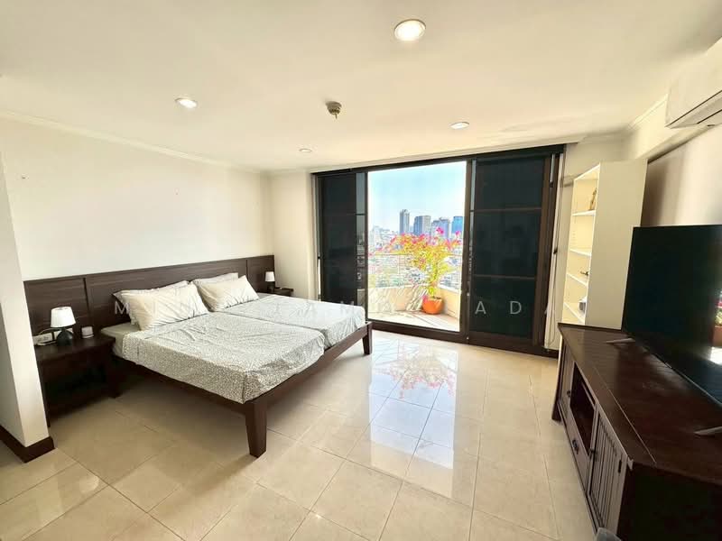 Supalai Place Sukhumvit 39, Bangkok, 175-179 Soi Sukhumvit 39 Sukhumvit Road, Khlong Tan Nua, Watthana, Bangkok, 3 Bedrooms, 491 sqm, Condo For Rent, by Mind (Amollada), 500382370 - DDproperty.com