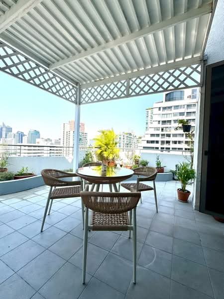 Supalai Place Sukhumvit 39, Bangkok, 175-179 Soi Sukhumvit 39 Sukhumvit Road, Khlong Tan Nua, Watthana, Bangkok, 3 Bedrooms, 491 sqm, Condo For Rent, by Forty-Six Real Estate Group, 500382421 - DDproperty.com