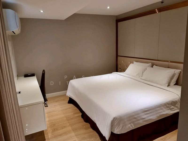 H Sukhumvit 43, Bangkok, 28 Sukhumvit 34 Road, Khlong Tan Nua, Watthana, Bangkok, 4 Bedrooms, 238 sqm, Condo For Rent, by Pasupit Ditbanjong, 500382440 - DDproperty.com