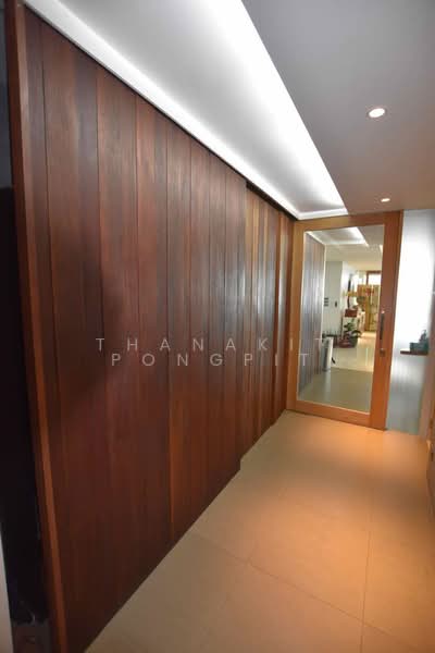 The Habitat Sukhumvit 53, Bangkok, Soi Sukhumvit 53, Khlong Tan Nua, Watthana, Bangkok, 3 Bedrooms, 272 sqm, Condo For Rent, by Thanakit Pongpit, 500382479 - DDproperty.com