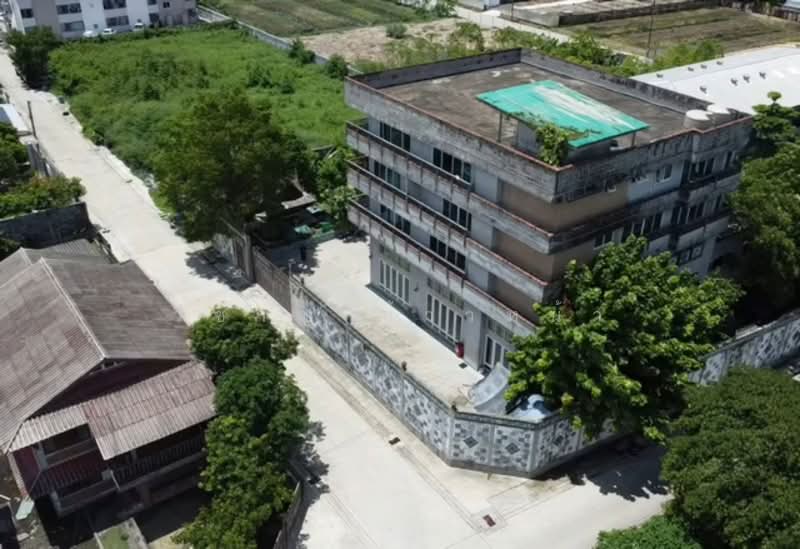 A 4-story house on Chaloem Phra Kiat R.9 Road, Bangkok, เฉลิมพระเกียรติ ร.9, Dok Mai, Prawet, Bangkok, 6 Bedrooms, 1,440 sqm, Single Detached House For Sale, by Wicharn Kaonah, 500382496 - DDproperty.com
