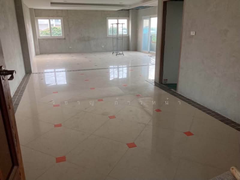 A 4-story house on Chaloem Phra Kiat R.9 Road, Bangkok, เฉลิมพระเกียรติ ร.9, Dok Mai, Prawet, Bangkok, 6 Bedrooms, 1,440 sqm, Single Detached House For Sale, by Wicharn Kaonah, 500382496 - DDproperty.com