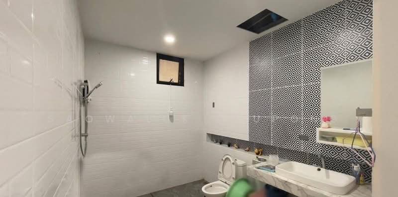 บ้านเดี่ยว 2 ชั้น อ่อนนุช 22 สุขุมวิท ใกล้รถไฟฟ้า, Bangkok, Suan Luang, Bangkok, 4 Bedrooms, 200 sqm, Single Detached House For Sale, by Saowaluk Anupong, 500382516 - DDproperty.com