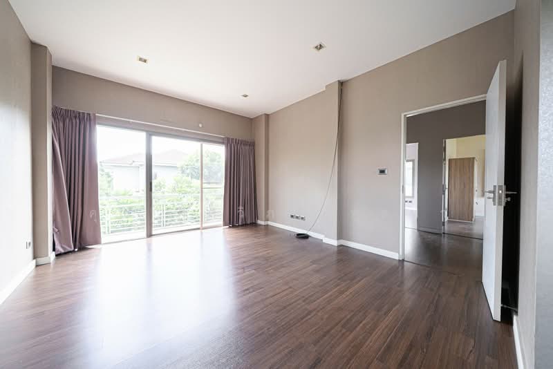Perfect Place Phatthanakan-Srinakarin, Bangkok, 7/24 On Nut 80 Yaek 5, Prawet, Bangkok, 3 Bedrooms, 198 sqm, Single Detached House For Sale, by คุณ ศศิวิภา พูลทา, 500382543 - DDproperty.com