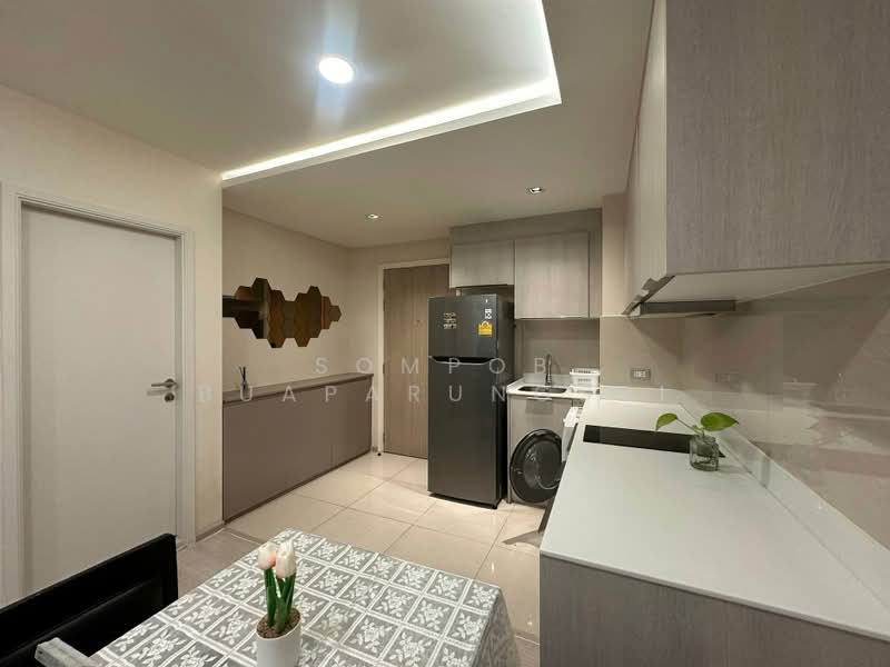 Vtara Sukhumvit 36, Bangkok, 118 Soi Saen Sabai, Phra Kanong, Khlong Toei, Bangkok, 2 Bedrooms, 58 sqm, Condo For Rent, by Sompob Buaparungsri, 500382572 - DDproperty.com