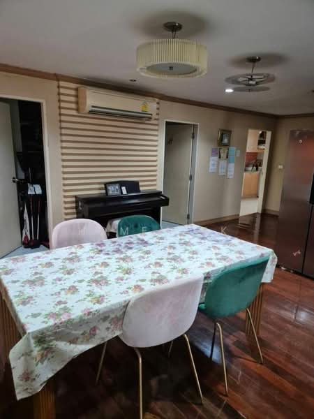 Floraville Condominium, Bangkok, 51 Pattanakarn, Suan Luang, Bangkok, 3 Bedrooms, 160 sqm, Condo For Sale, by Homemark, 500382584 - DDproperty.com