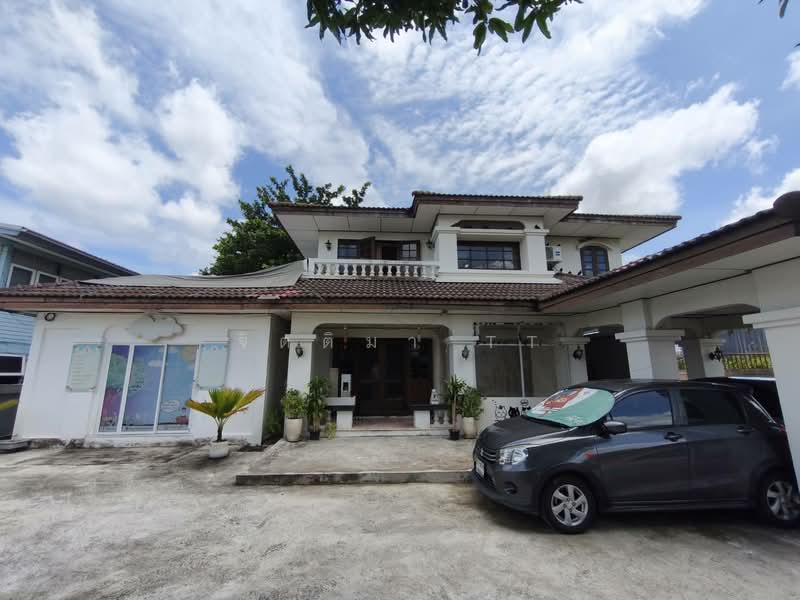 Charan 34, Bangkok, Arun Amarin, Bangkok Noi, Bangkok, 3 Bedrooms, 200 sqm, Single Detached House For Sale, by จิตติมา TT, 500382587 - DDproperty.com