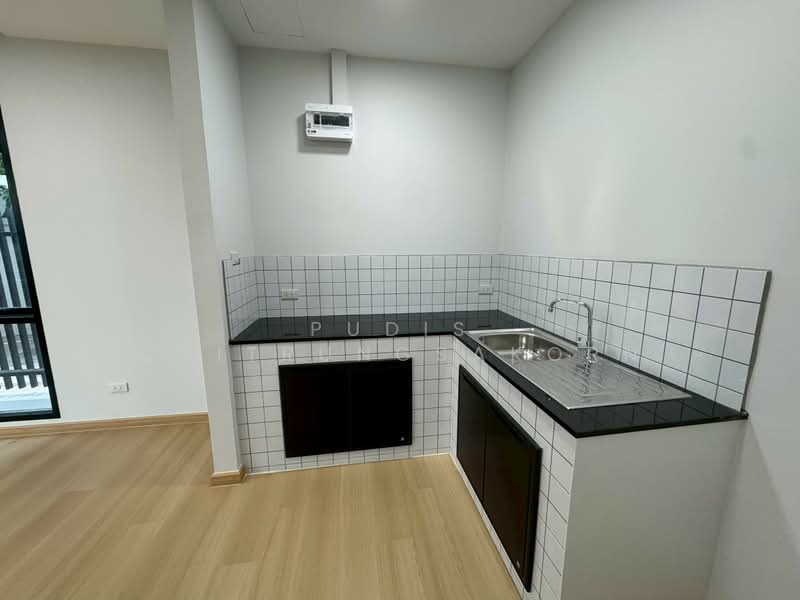 2-Storeys Building for Rent – Sukhumvit / Asoke, Bangkok, Khlong Toei, Bangkok, , 105 sqm, Shophouse For Rent, by Pudis Chitrungsakorn, 500382590 - DDproperty.com