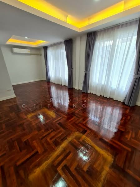 3-Storey Townhome for Rent – Sukhumvit near BTS Phra Khanong, Bangkok, Phra Kanong, Khlong Toei, Bangkok, , 304 sqm, Shophouse For Rent, by Pudis Chitrungsakorn, 500382612 - DDproperty.com