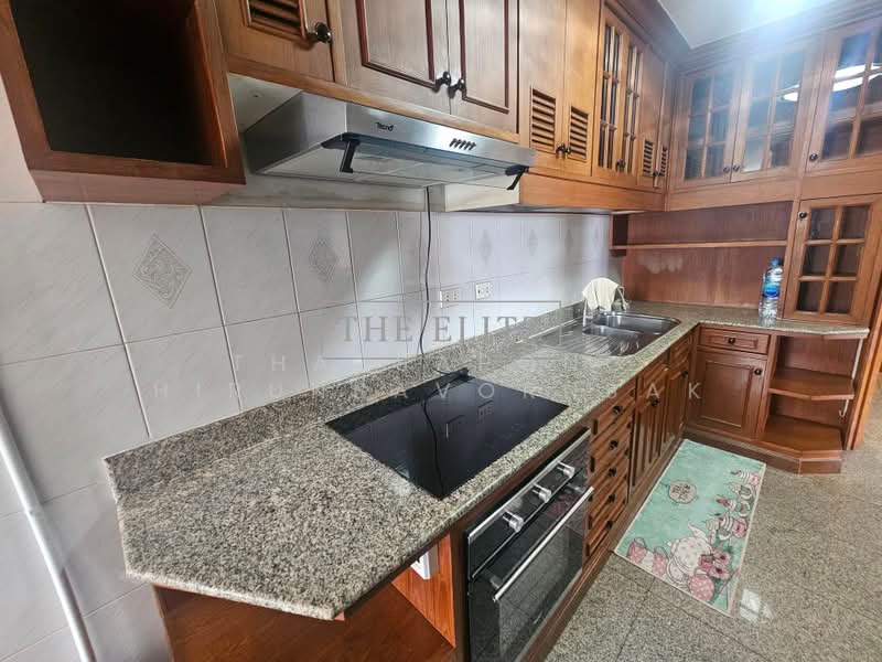 The Waterford Park, Bangkok, Soi Sukhumvit 53, Khlong Tan Nua, Watthana, Bangkok, 2 Bedrooms, 132 sqm, Condo For Sale, by Thassapong Hirunbavornsak, 500382634 - DDproperty.com