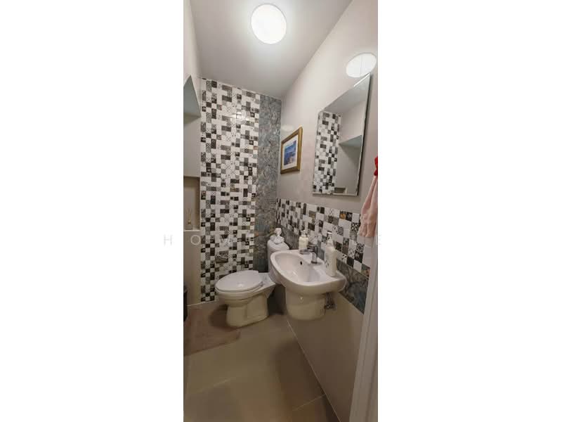 Golden Town Ladprao-Kaset Nawamin, Bangkok, Chorake Bua, Lat Phrao, Bangkok, 3 Bedrooms, 100 sqm, Townhouse For Sale, by home4sale, 500382655 - DDproperty.com