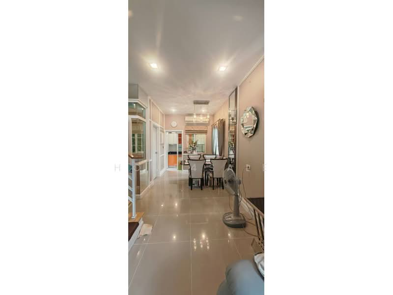 Golden Town Ladprao-Kaset Nawamin, Bangkok, Chorake Bua, Lat Phrao, Bangkok, 3 Bedrooms, 100 sqm, Townhouse For Sale, by home4sale, 500382655 - DDproperty.com