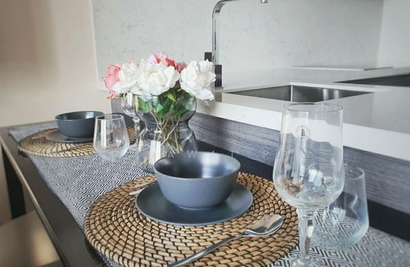 The Esse Asoke, Bangkok, 333 Soi Sukhumvit 21, Sukhumvit Road, Khlongtoei Nua, Watthana, Bangkok, 1 Bedroom, 47 sqm, Condo For Rent, by Tanawat PP, 500382656 - DDproperty.com